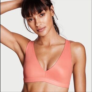Victoria’s Secret Sport shine plunge Wet Look Unlined sexy sports bra coral